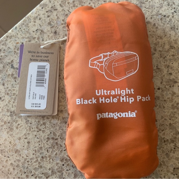 Patagonia Waist Bag Ultralight Black Hole Mini Hip Pack 1L  Blue - Picture 2 of 2